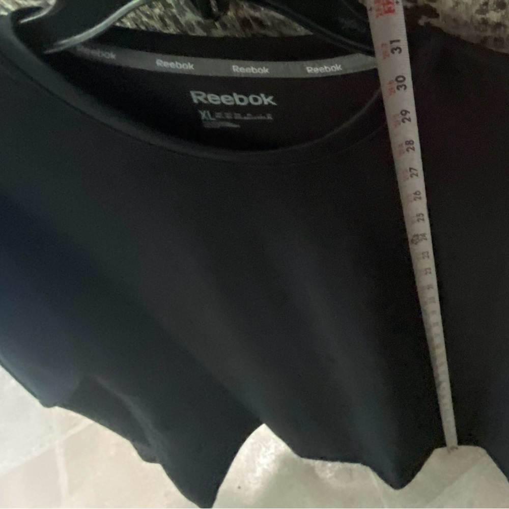 Mens Reebok Crew Neck Tee - Picture 5 of 7